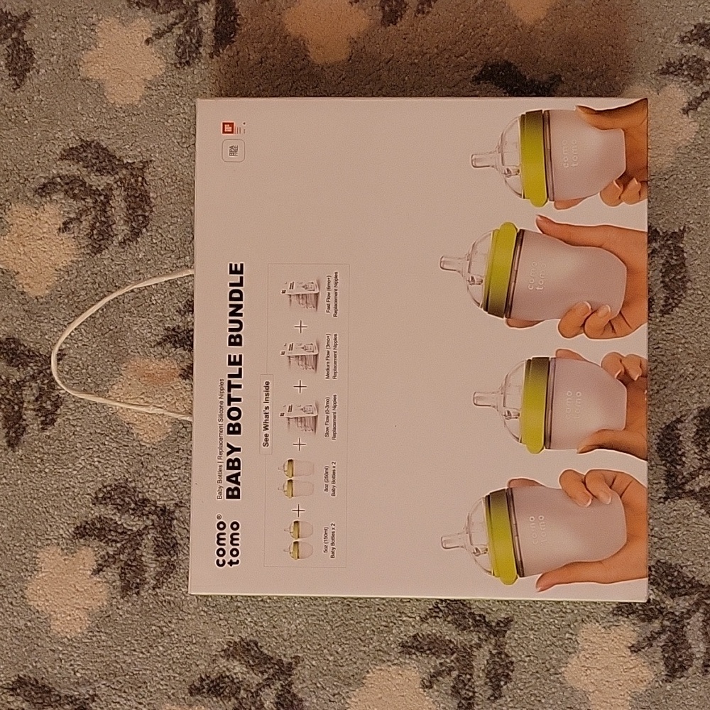Comotomo Baby Bottle Bundle